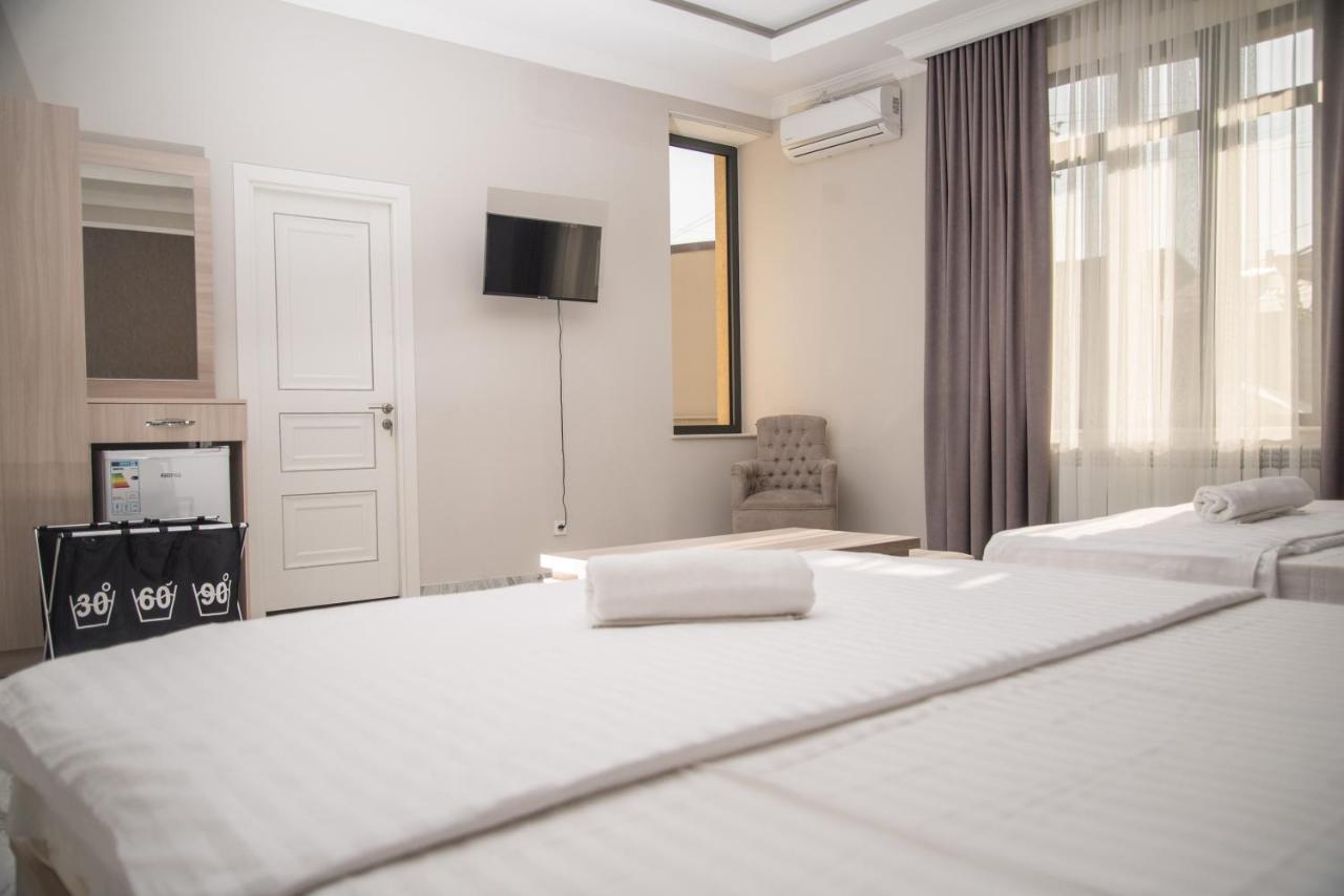 Maison Hotel Yerevan Exterior photo